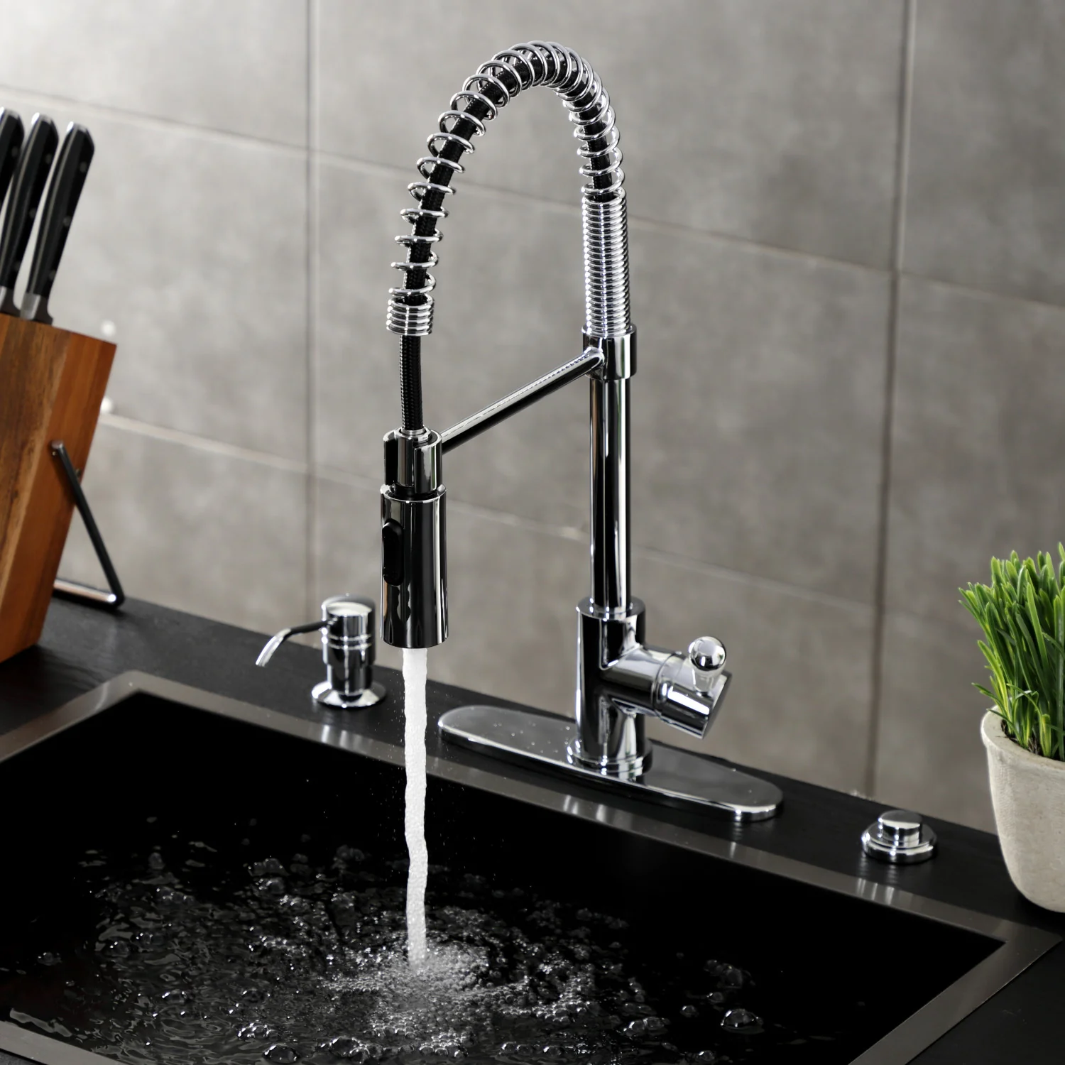 Kingston Tulare LS8771DPL - Paris Single-Handle 1-Hole Deck Mount Pre-Rinse Kitchen Faucet, Polished Chrome - Image 5