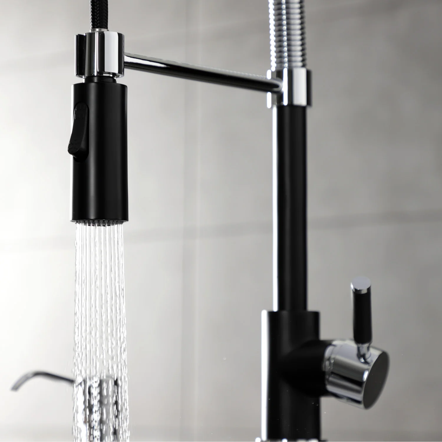 Kingston Sona LS8777DKL - Kaiser Single-Handle 1-Hole Deck Mount Pre-Rinse Kitchen Faucet, Matte Black/Polished Chrome - Image 11