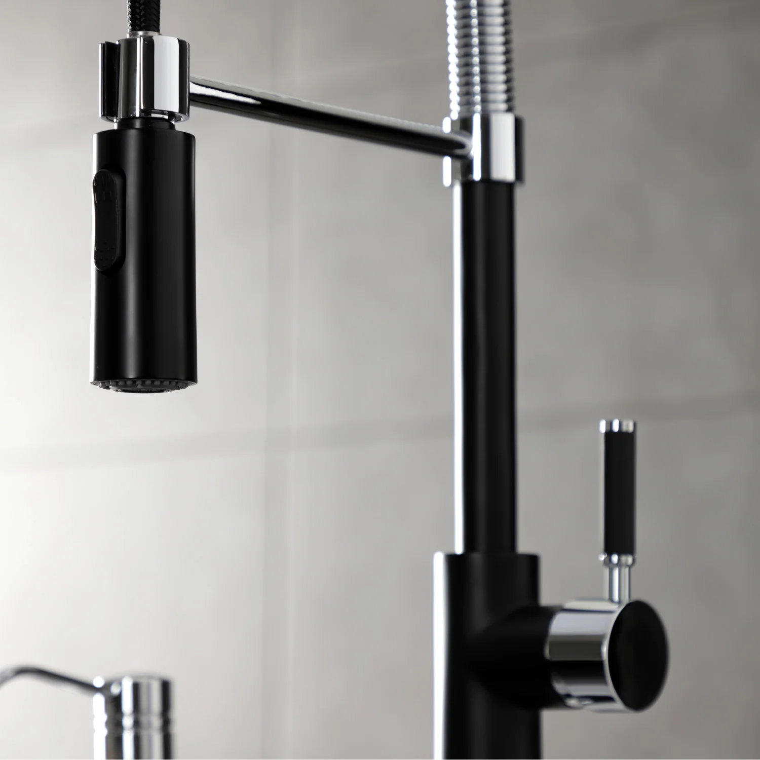 Kingston Sona LS8777DKL - Kaiser Single-Handle 1-Hole Deck Mount Pre-Rinse Kitchen Faucet, Matte Black/Polished Chrome - Image 7
