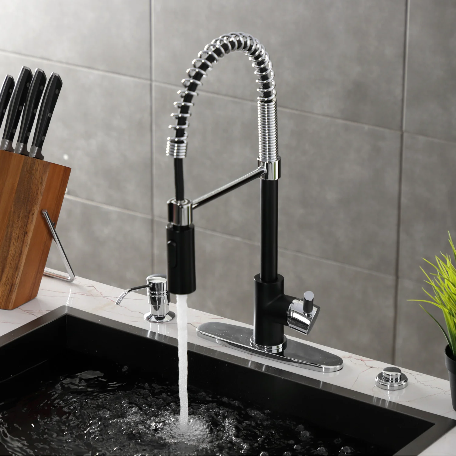 Kingston Sona LS8777DKL - Kaiser Single-Handle 1-Hole Deck Mount Pre-Rinse Kitchen Faucet, Matte Black/Polished Chrome - Image 8