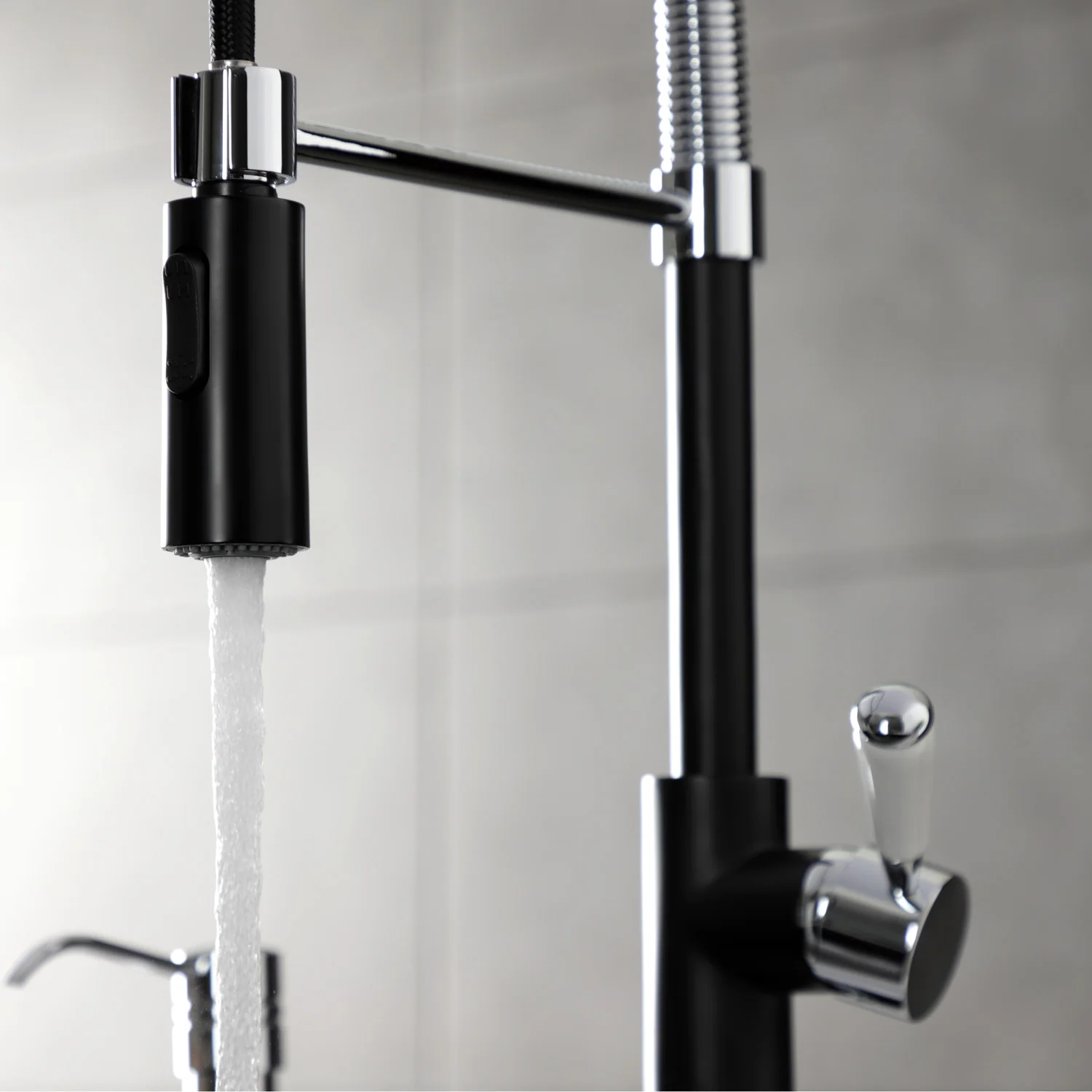 Kingston Tulare LS8777DPL - Paris Single-Handle 1-Hole Deck Mount Pre-Rinse Kitchen Faucet, Matte Black/Polished Chrome - Image 6