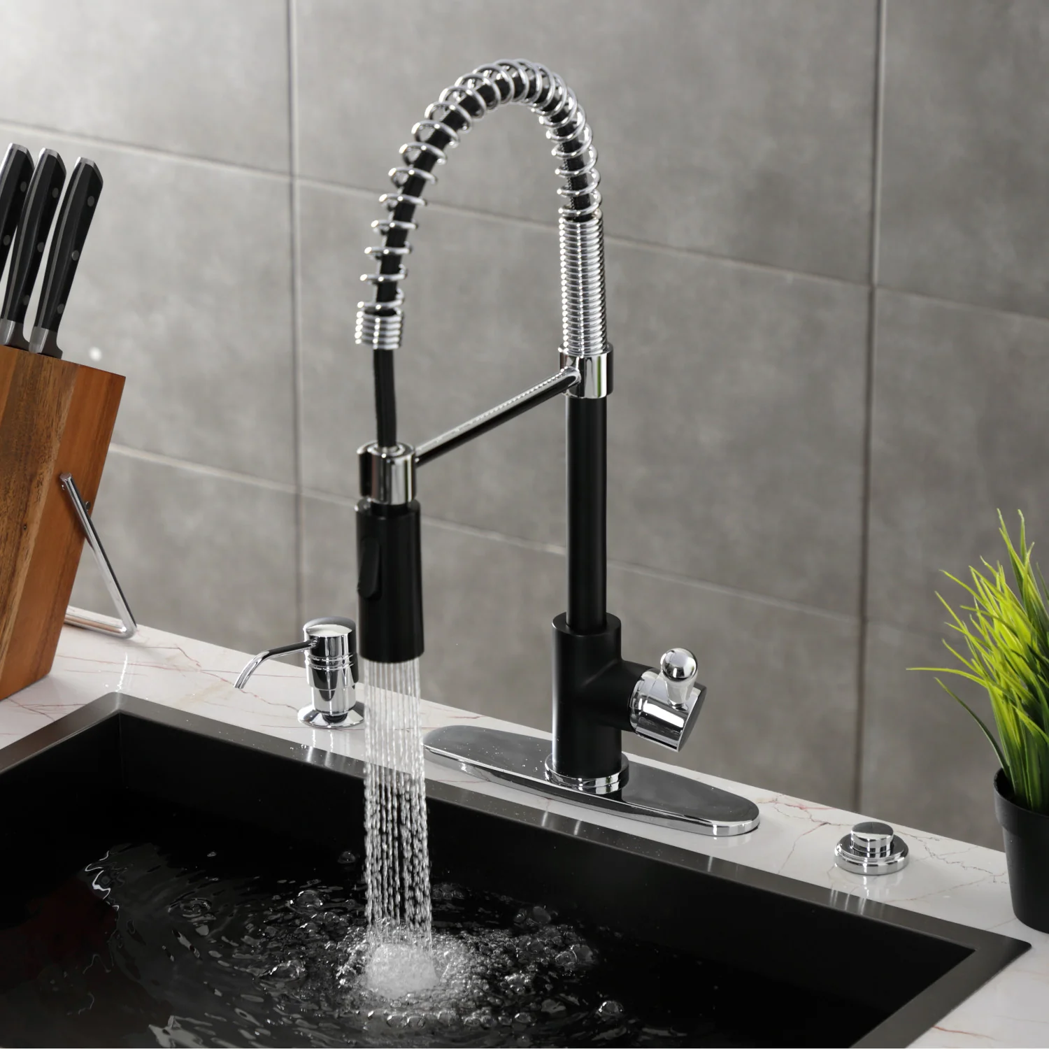 Kingston Tulare LS8777DPL - Paris Single-Handle 1-Hole Deck Mount Pre-Rinse Kitchen Faucet, Matte Black/Polished Chrome - Image 7