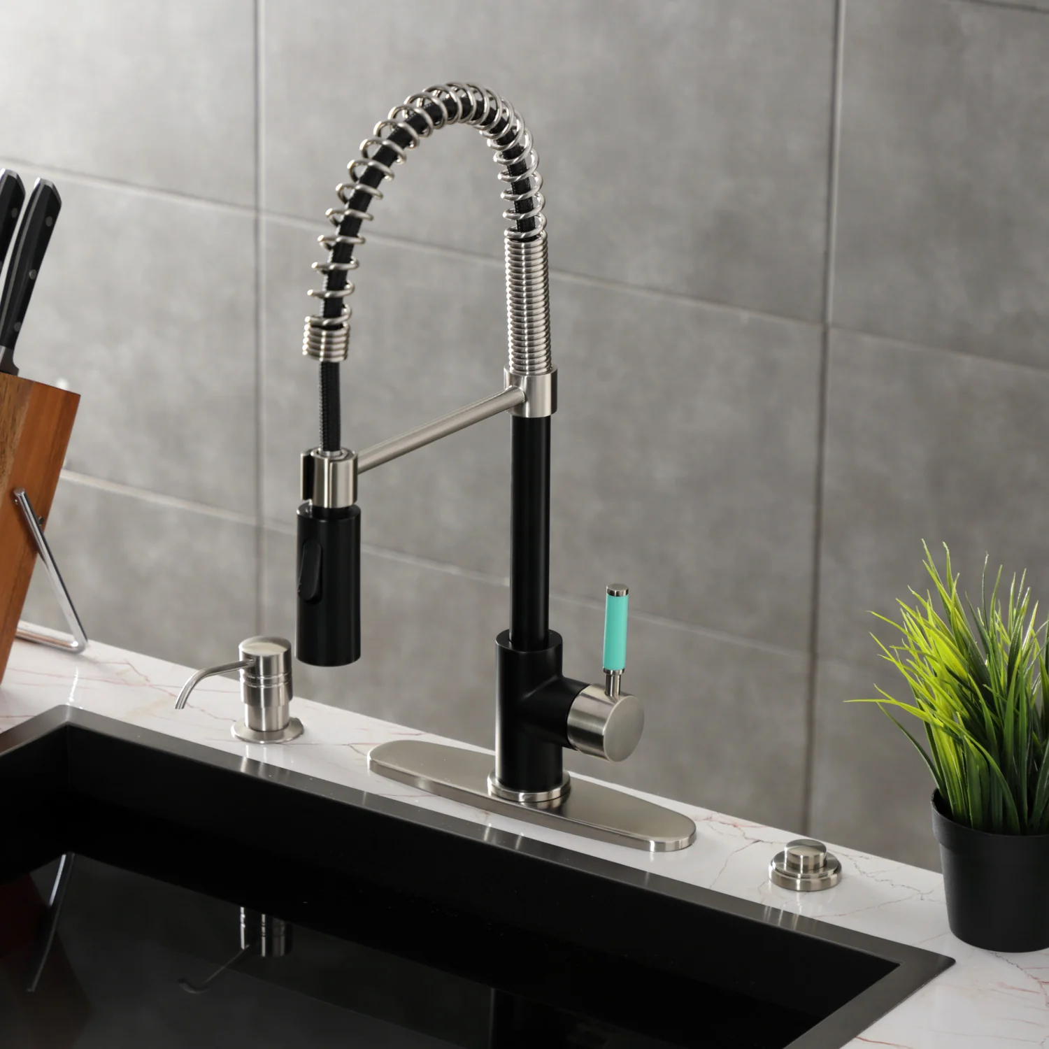 Kingston Sona LS8779DKL - Kaiser Single-Handle 1-Hole Deck Mount Pre-Rinse Kitchen Faucet, Matte Black/Brushed Nickel - Image 4