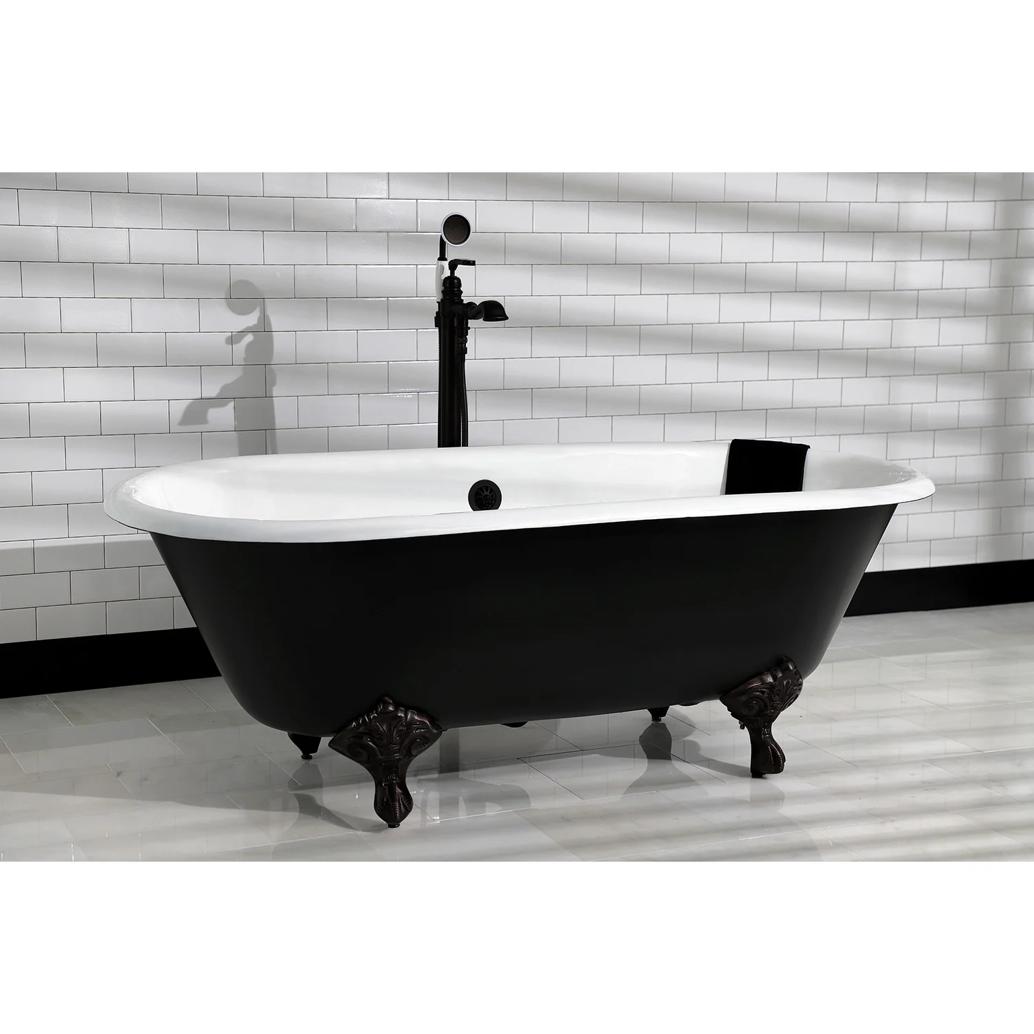 Kingston Heirloom VBTND663013NB0 - Aqua Eden 66-Inch Cast Iron Oval Double Ended Clawfoot Tub (No Faucet Drillings), Black/White/Matte Black - Image 2